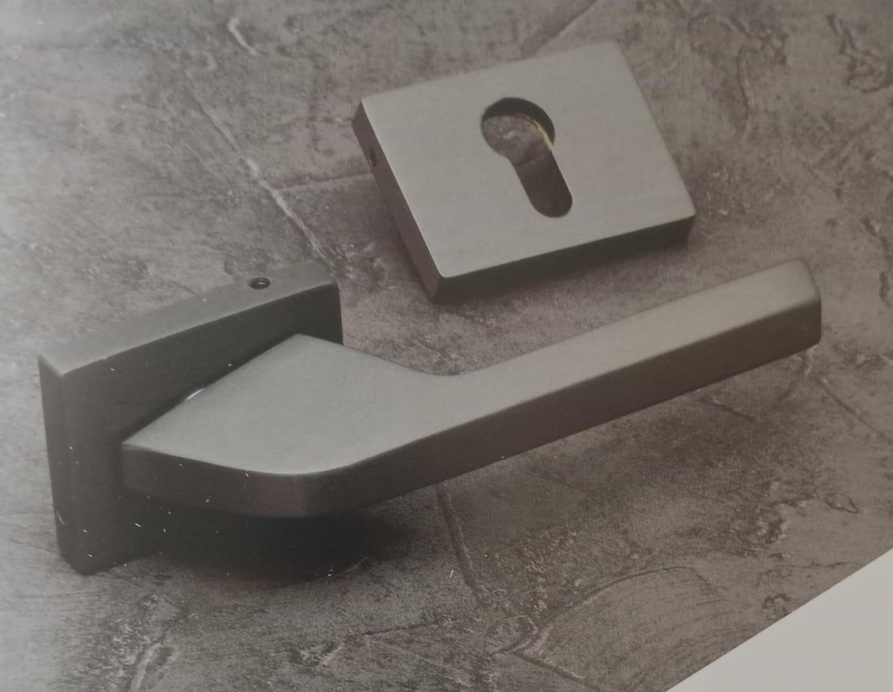 Master Piece Design 9021 - product media