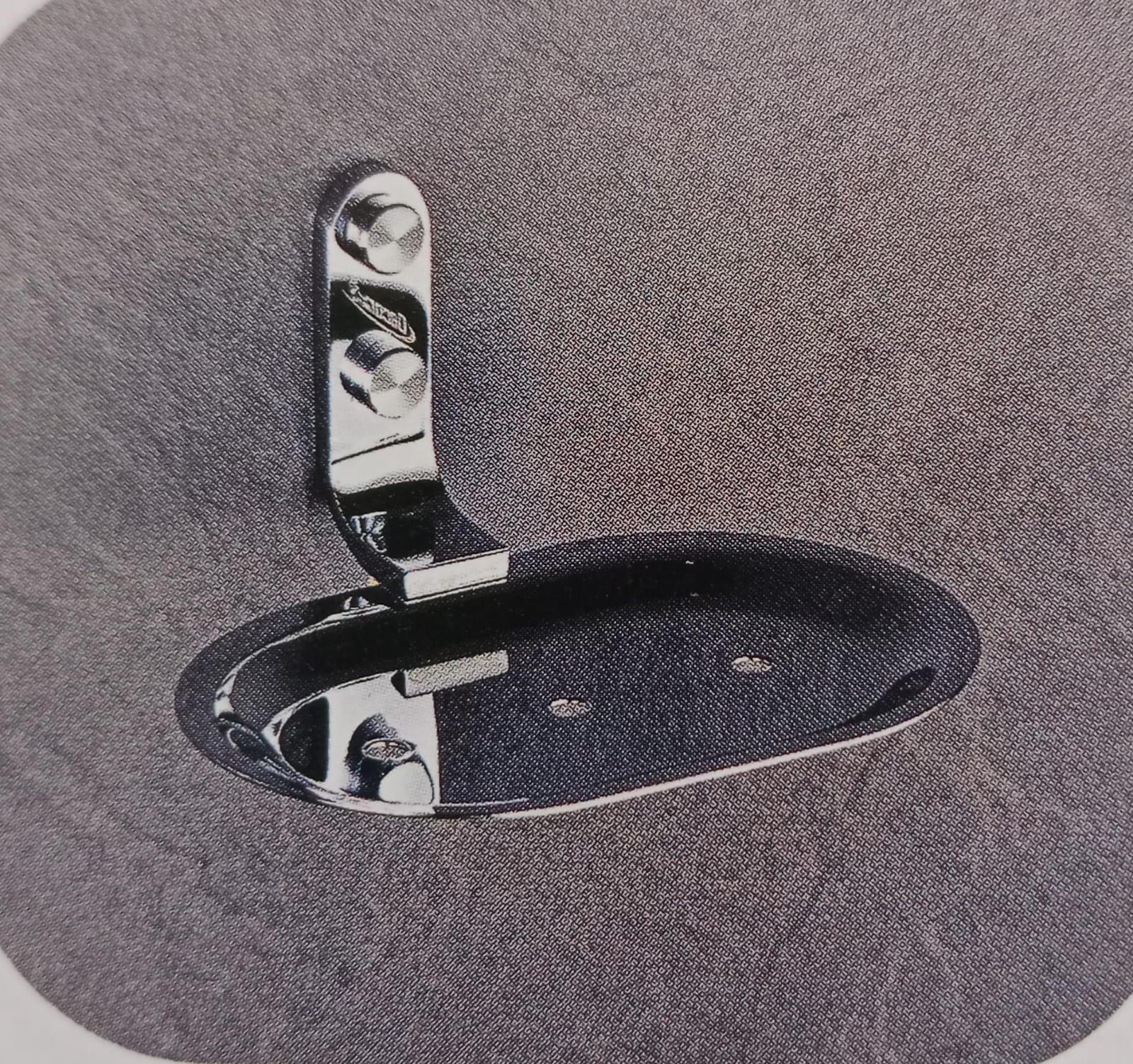 DECOR KAYA BRASS SOAP DISH KY0008 - product media