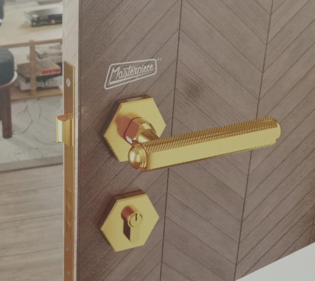 Master Piece Design 9028 - product media