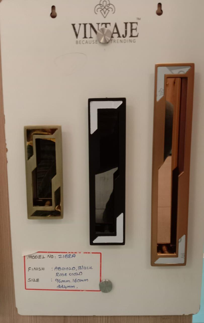 VINTAGE ZIBRA DOOR HHANDLE - product media