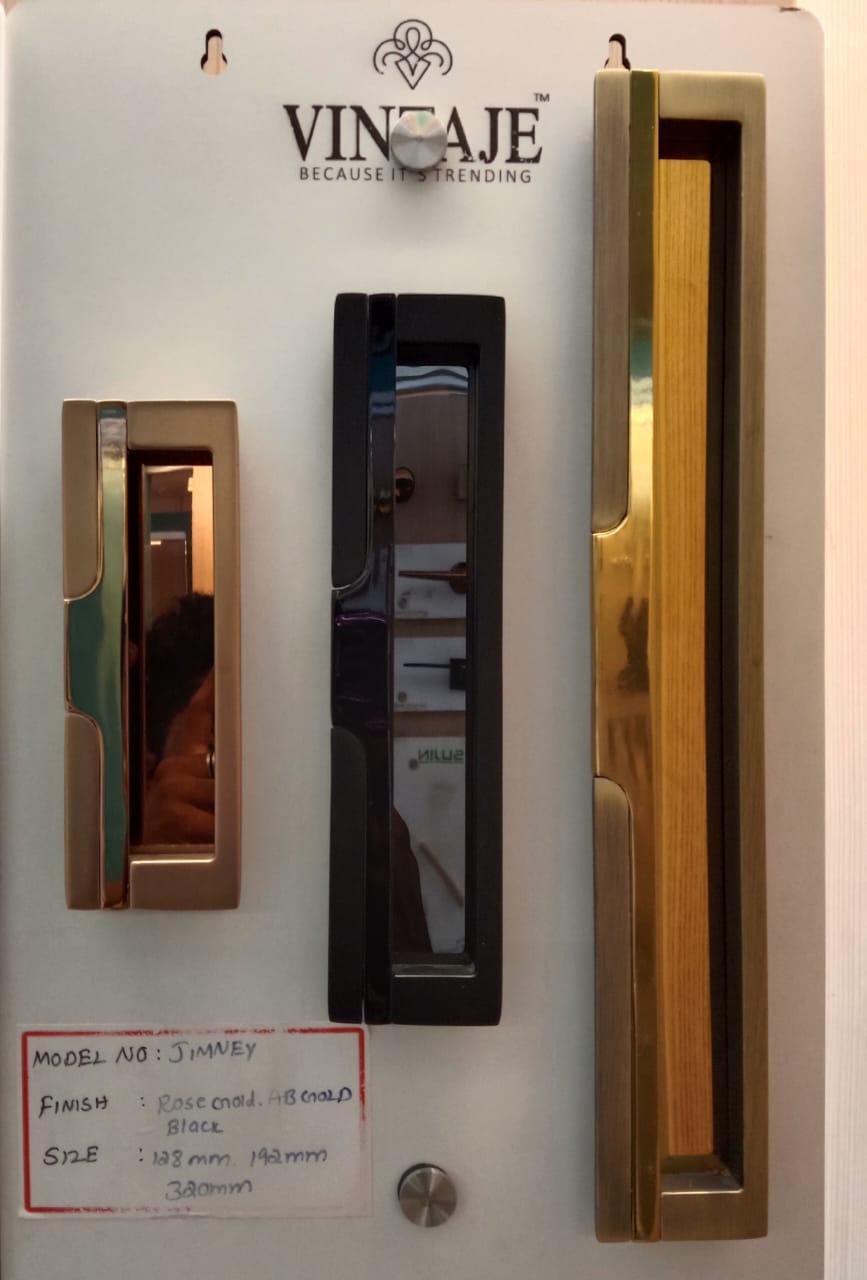 VINTAGE JIMNEY DOOR HANDLE - product media