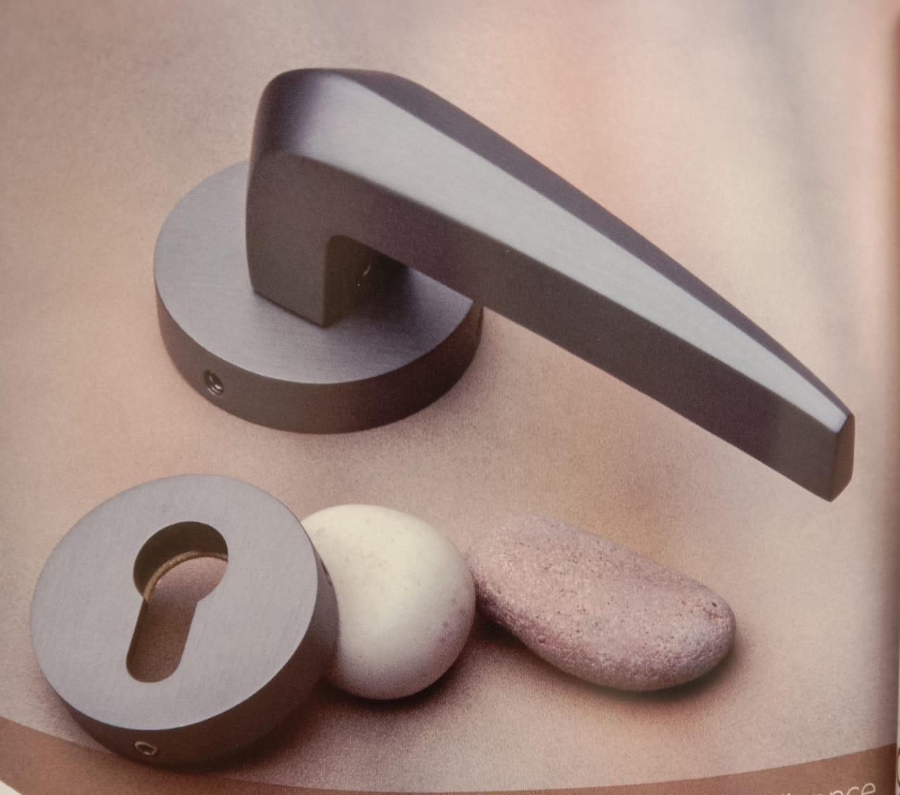 Master Piece Design 9008 - product media